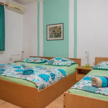 In With Sea View, Terrace, Air Conditioning, Wifi 4628-56 Crikvenica