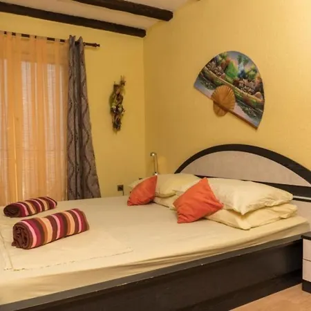 In With Sea View, Terrace, Air Conditioning, Wifi 4628-56 Apartment Crikvenica