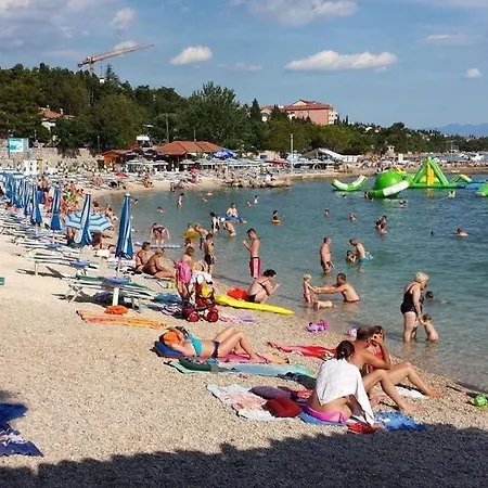 شقة In With Sea View, Terrace, Air Conditioning, Wifi 4628-56 *