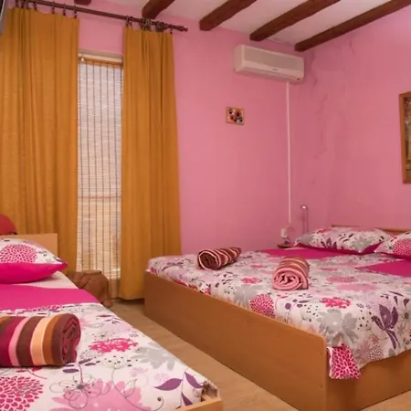 Lejlighed In With Sea View, Terrace, Air Conditioning, Wifi 4628-56 Crikvenica