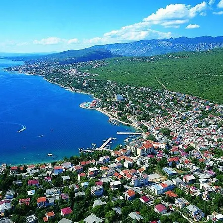 In With Sea View, Terrace, Air Conditioning, Wifi 4628-56 شقة